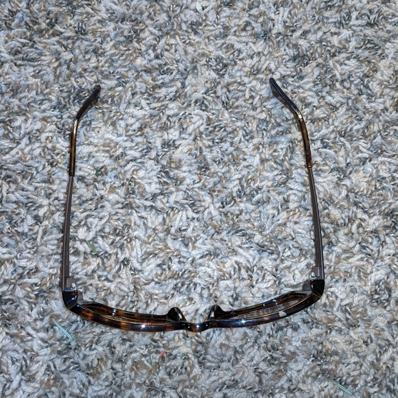 Michael Kors Sunglasses - Picture 8 of 9